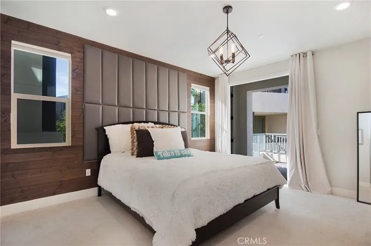 128 Catalyst, Irvine, California 92618
