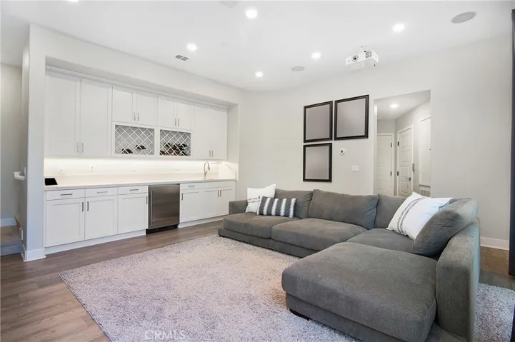 128 Catalyst, Irvine, California 92618