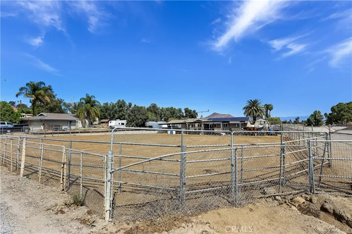 4818 Riverview Drive, Jurupa Valley, California 92509
