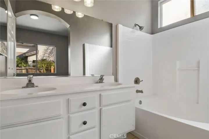 7842 Cameron Way, Riverside, California 92509