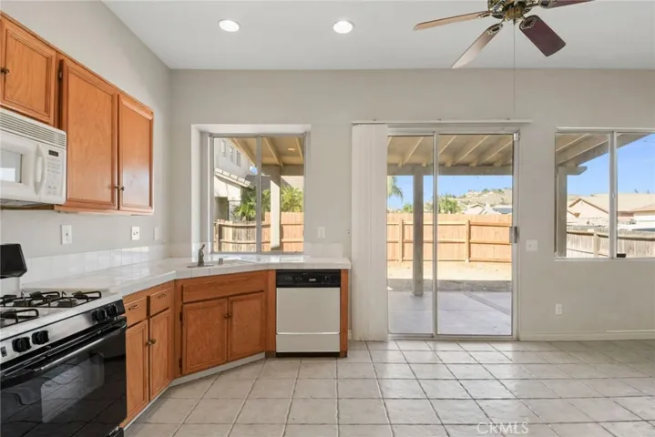 7842 Cameron Way, Riverside, California 92509