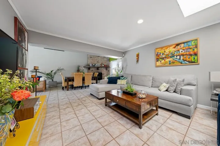 4126 Alana Circle, Oceanside, California 92056