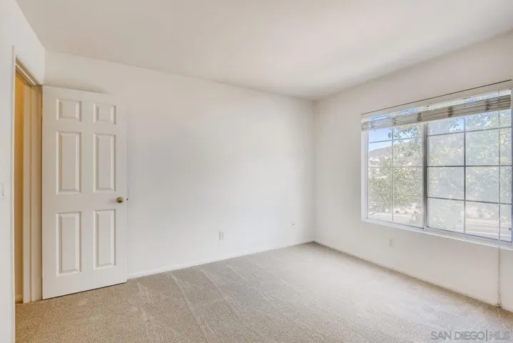 1049 Tesoro Avenue, San Marcos, California 92069
