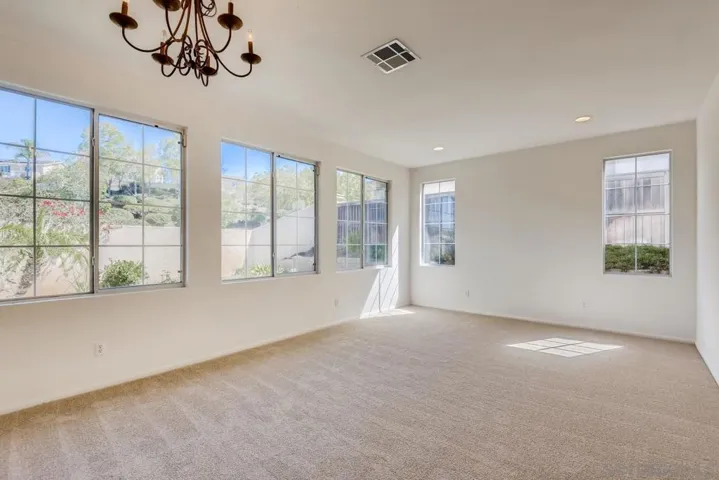 1049 Tesoro Avenue, San Marcos, California 92069