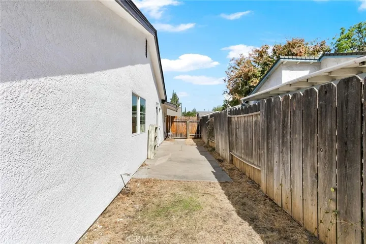 548 Sonora Avenue, Merced, California 95340
