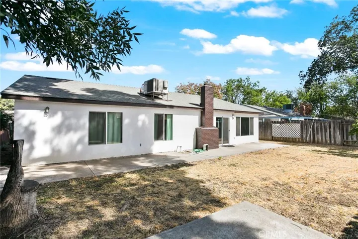 548 Sonora Avenue, Merced, California 95340