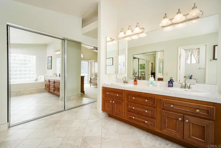 1809 Willowhaven Road, Encinitas, California 92024