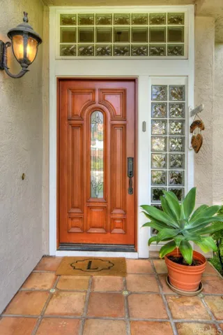 1809 Willowhaven Road, Encinitas, California 92024