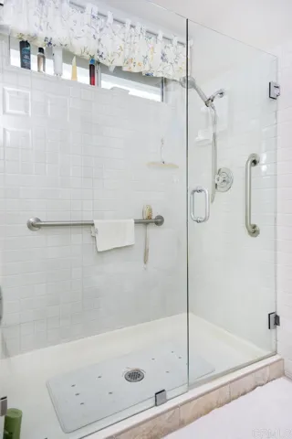 1809 Willowhaven Road, Encinitas, California 92024