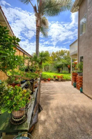 1809 Willowhaven Road, Encinitas, California 92024