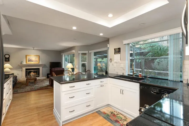 2934 Sombrosa, Carlsbad, California 92009