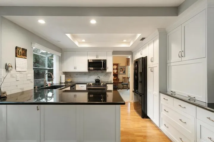 2934 Sombrosa, Carlsbad, California 92009