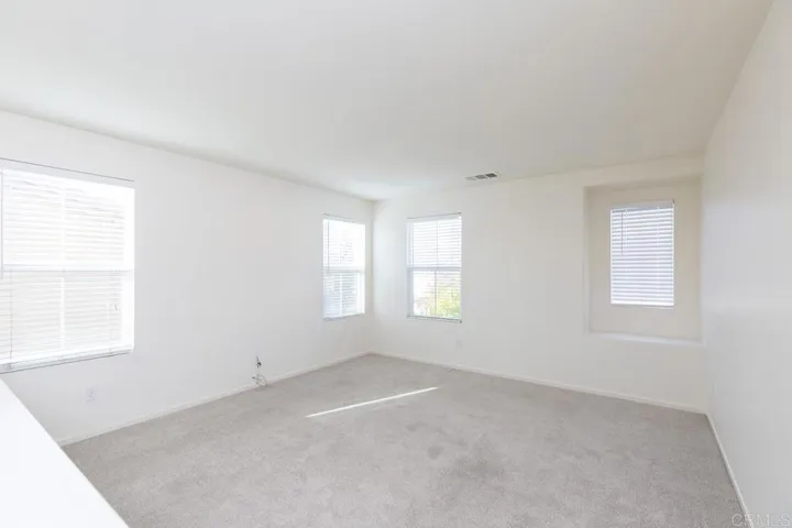 3993 Aliento Way, Oceanside, California 92057