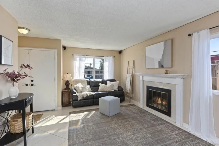 166 Mckinley St, Oceanside, California 92057