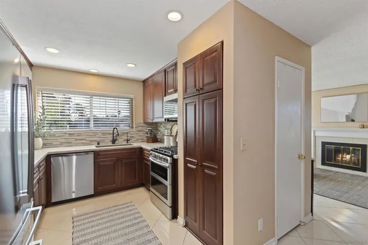 166 Mckinley St, Oceanside, California 92057