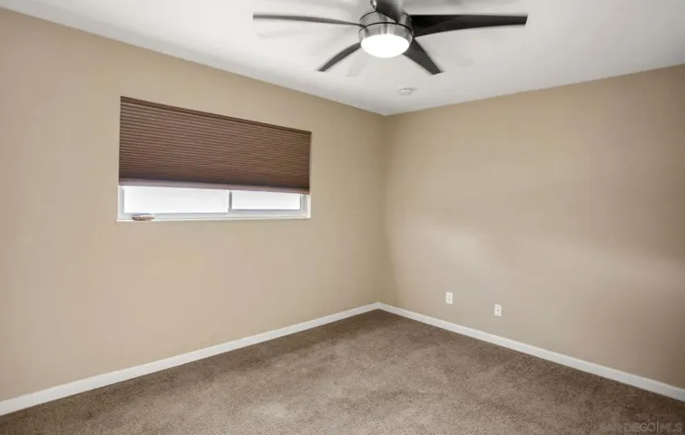 882 S Lincoln Ave, El Cajon, California 92020