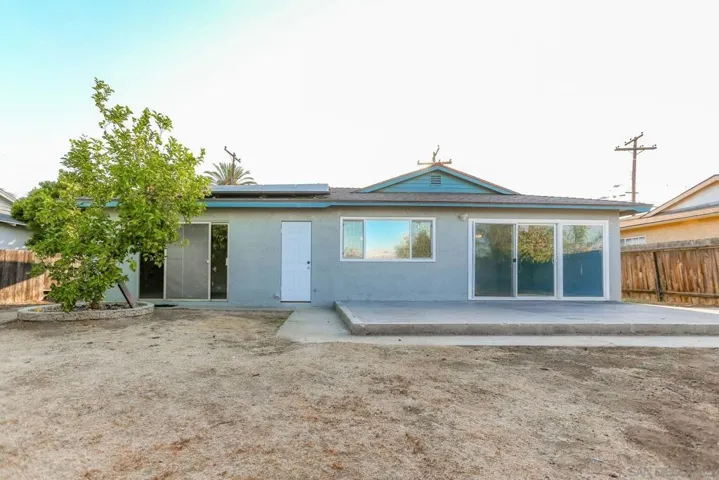 882 S Lincoln Ave, El Cajon, California 92020