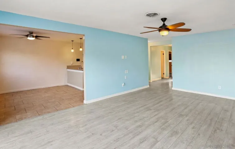 882 S Lincoln Ave, El Cajon, California 92020