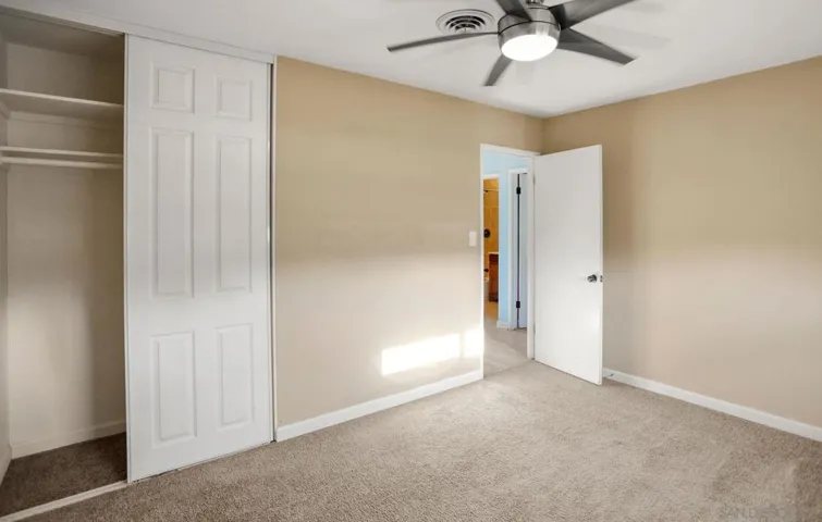882 S Lincoln Ave, El Cajon, California 92020