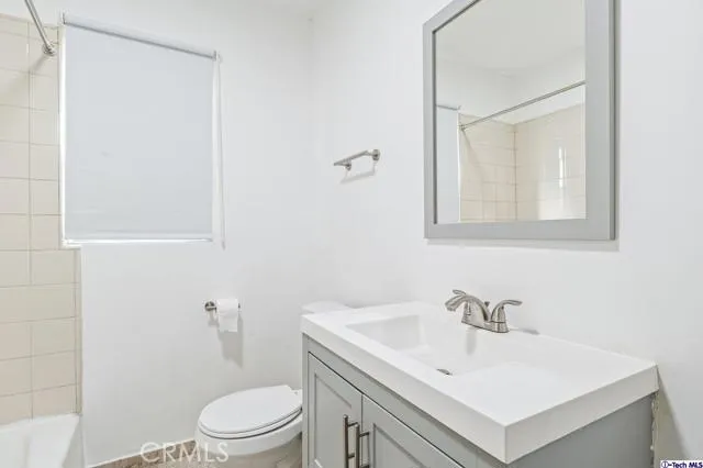 927 E Cypress Avenue, Burbank, California 91501