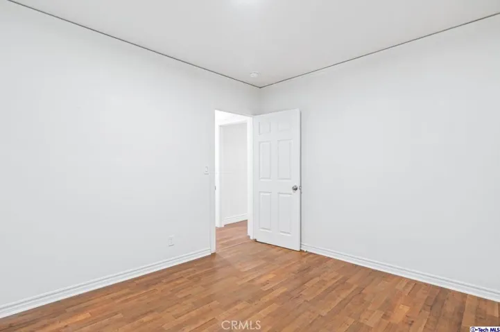 927 E Cypress Avenue, Burbank, California 91501