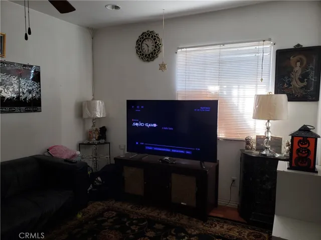 2410 Elm Avenue, Long Beach, California 90806