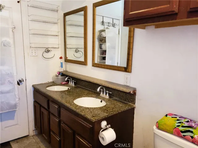 2410 Elm Avenue, Long Beach, California 90806