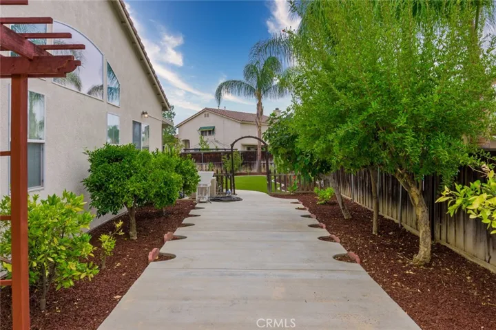 8376 Yarrow Lane, Riverside, California 92508