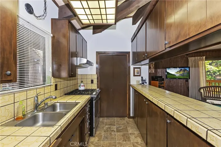 1186 Sheephorn Road, Big Bear, California 92314