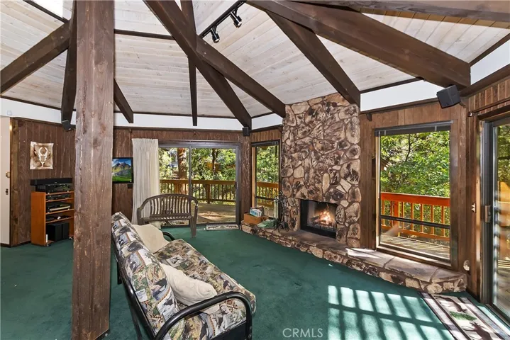 1186 Sheephorn Road, Big Bear, California 92314