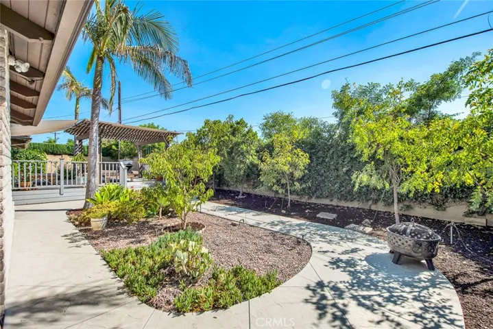 13782 Carlsbad Drive, North Tustin, California 92705