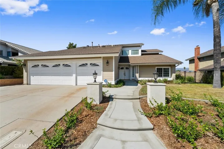 1319 Paseo Corrido, San Dimas, California 91773