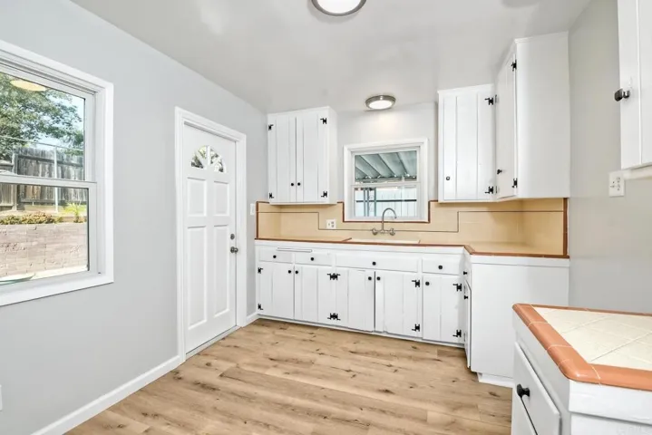 5442 Waring Road, San Diego, California 92120