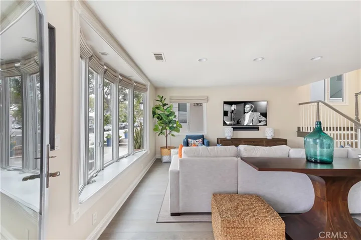 1509 E Ocean Boulevard, Newport Beach, California 92661
