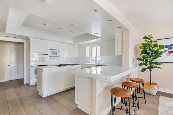 Open kitchen