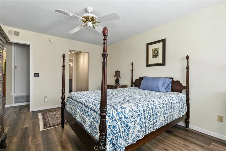 9 Dogwood S, Irvine, California 92612