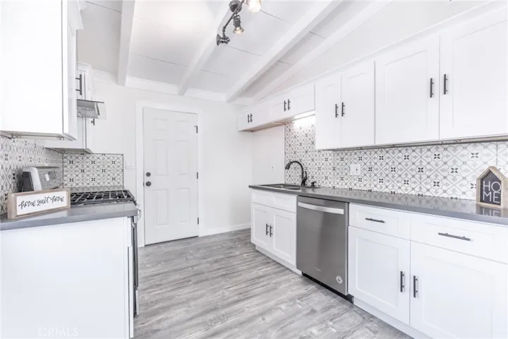 1201 Lime Street, Corona, California 92879