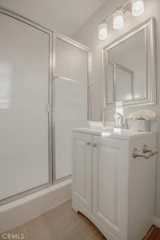 22452 Sioux Road, Apple Valley, California 92308
