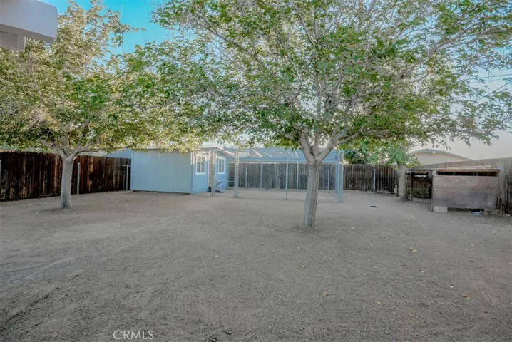 22452 Sioux Road, Apple Valley, California 92308