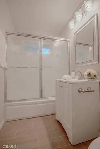 22452 Sioux Road, Apple Valley, California 92308