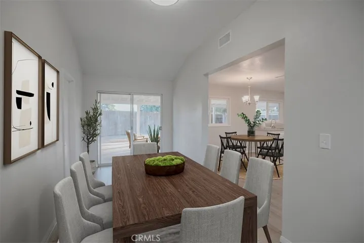 22452 Sioux Road, Apple Valley, California 92308