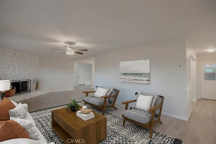 22452 Sioux Road, Apple Valley, California 92308