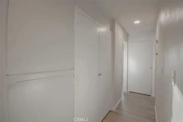 22452 Sioux Road, Apple Valley, California 92308