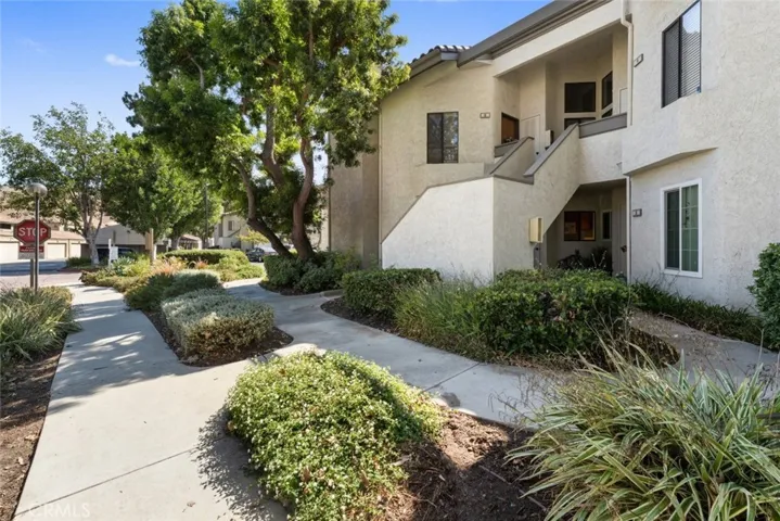 1 Town And Country Road, Pomona, California 91766