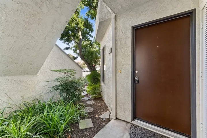 1 Town And Country Road, Pomona, California 91766