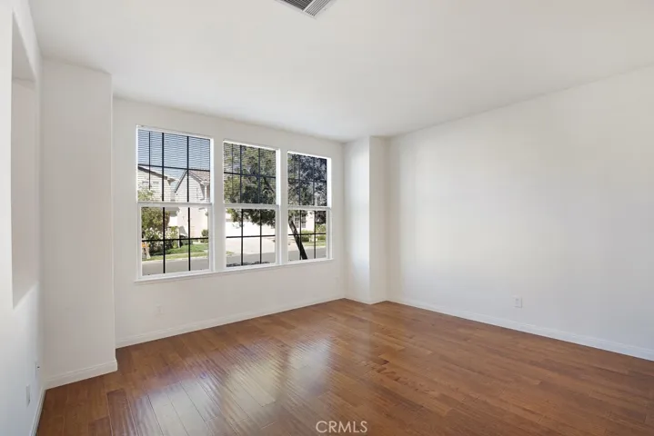 27044 Victoria Lane 102, Valencia, California 91355