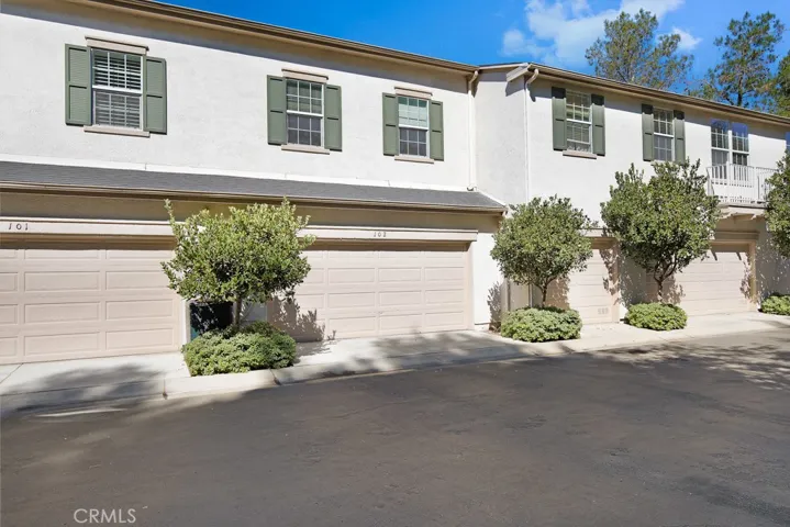 27044 Victoria Lane 102, Valencia, California 91355
