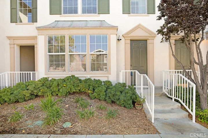 27044 Victoria Lane 102, Valencia, California 91355