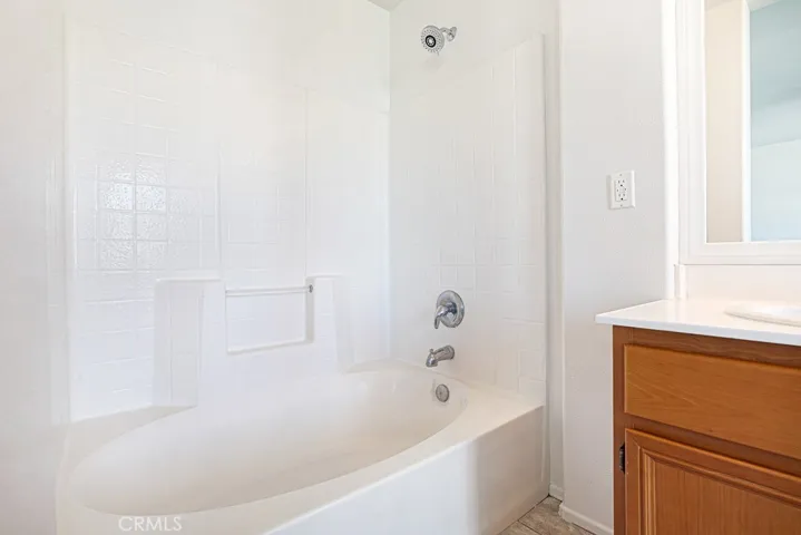 27044 Victoria Lane 102, Valencia, California 91355