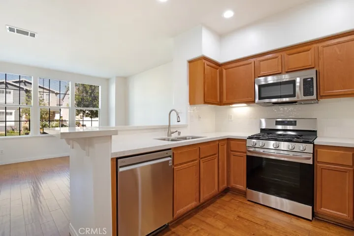 27044 Victoria Lane 102, Valencia, California 91355